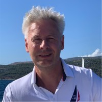 Connected Investor Perry Bos