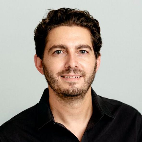 Connected Investor Colin Johnson