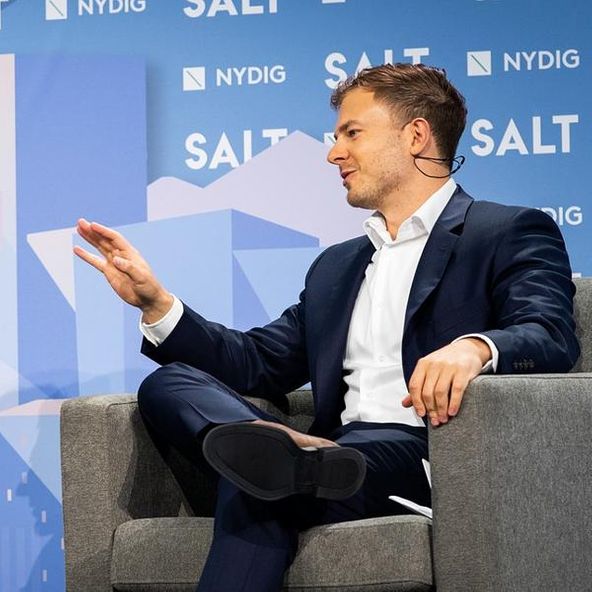 Connected Investor Alexander Klokus