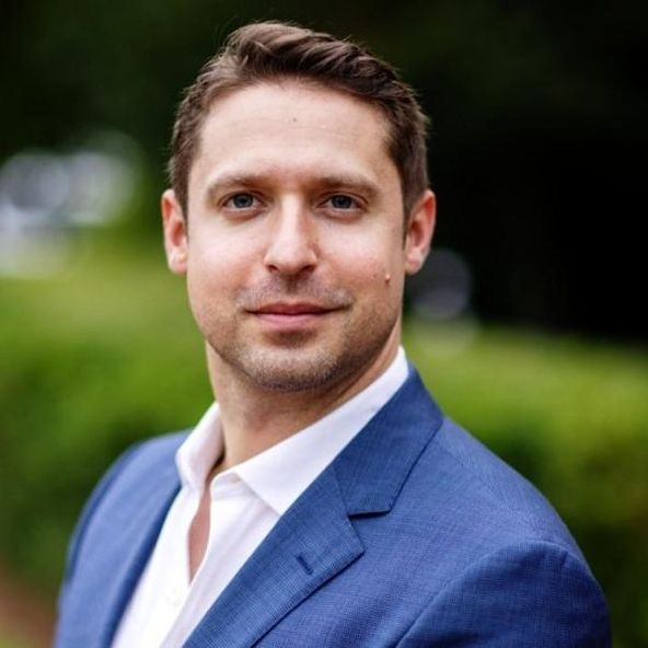 Connected Investor Michael Graver