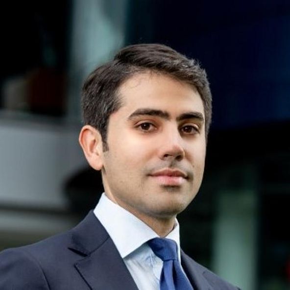 Connected Investor Eduardo Schettino