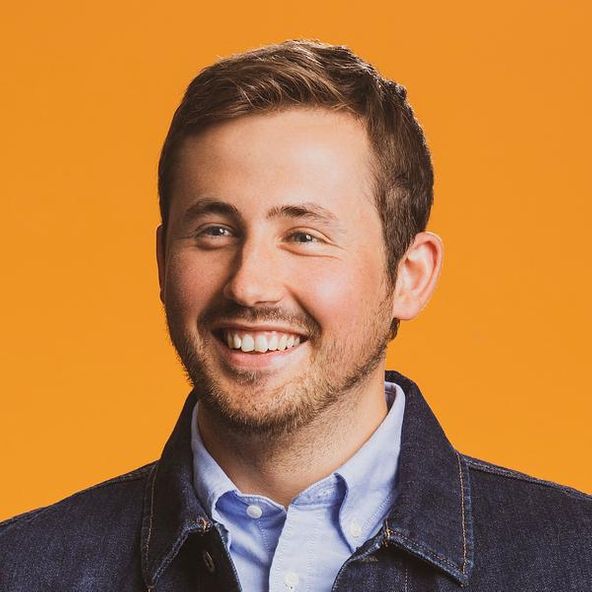 Connected Investor Alexander Hall-Daniels