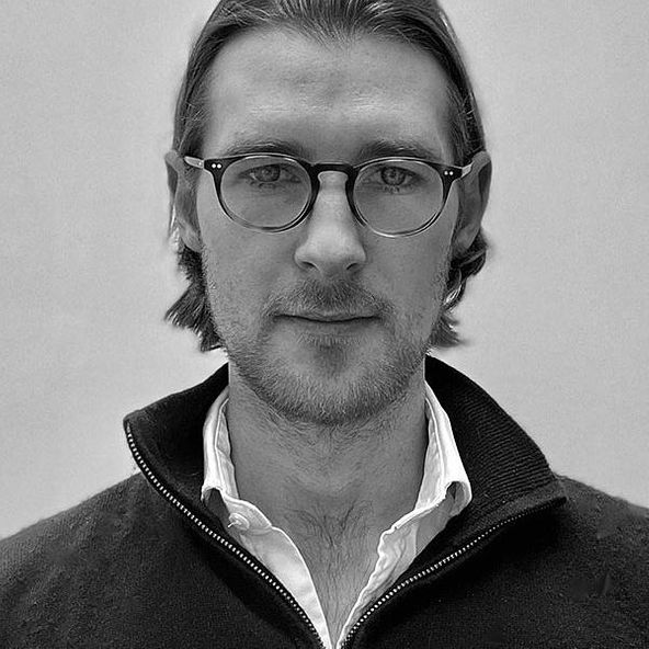 Connected Investor Oliver Lamb