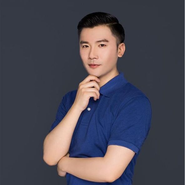 Connected Investor Xi Zhang