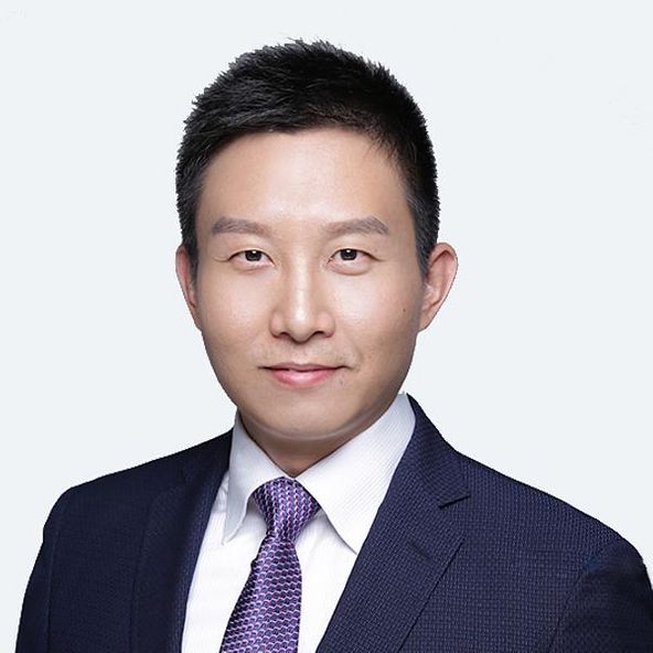 Connected Investor Erdong Hua