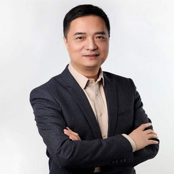 Connected Investor Zhu Li
