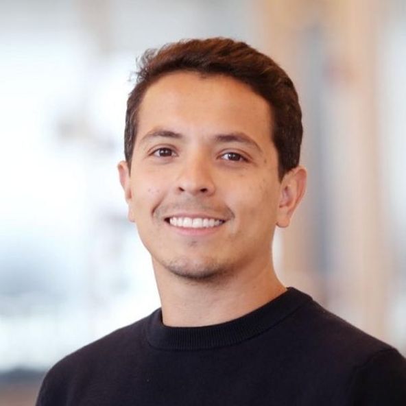 Connected Investor Samuel Veloso