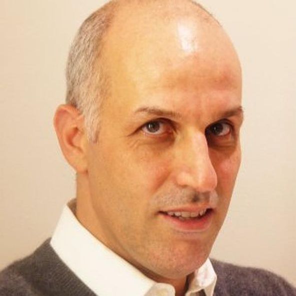 Connected Investor Robert  Frankfurt	