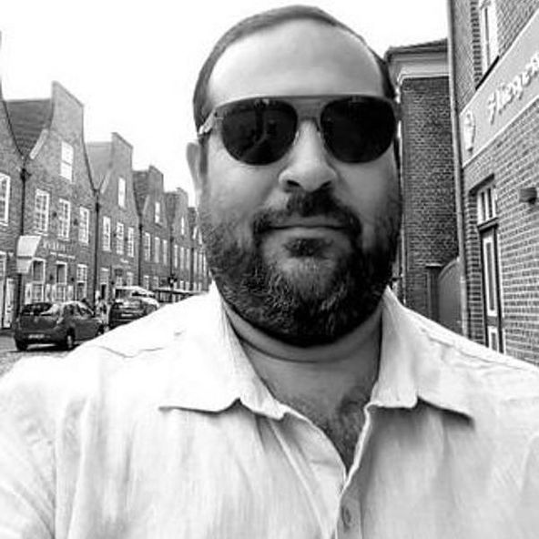 Connected Investor Roberto Samayoa