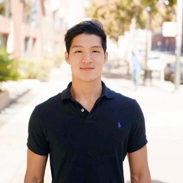 Connected Investor Roy Chung