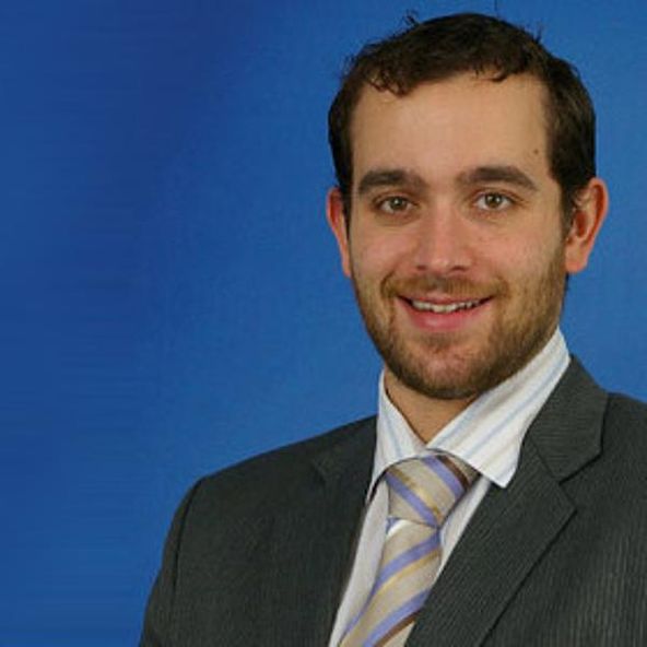 Connected Investor Adam Szental