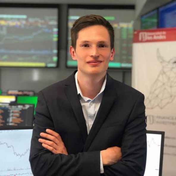 Connected Investor Daniel Porras