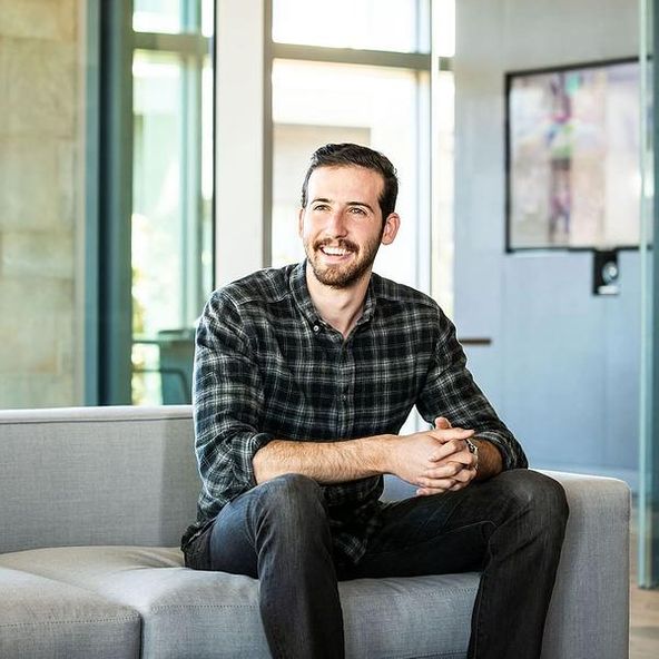Connected Investor Robert Sternberg