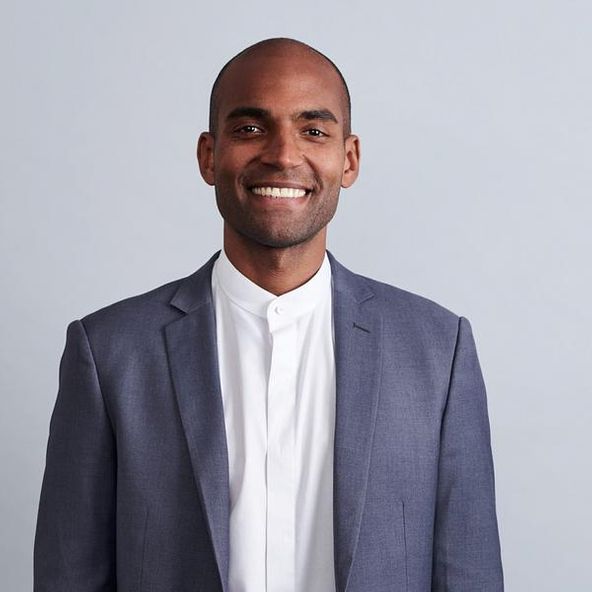 Connected Investor Allen Mask