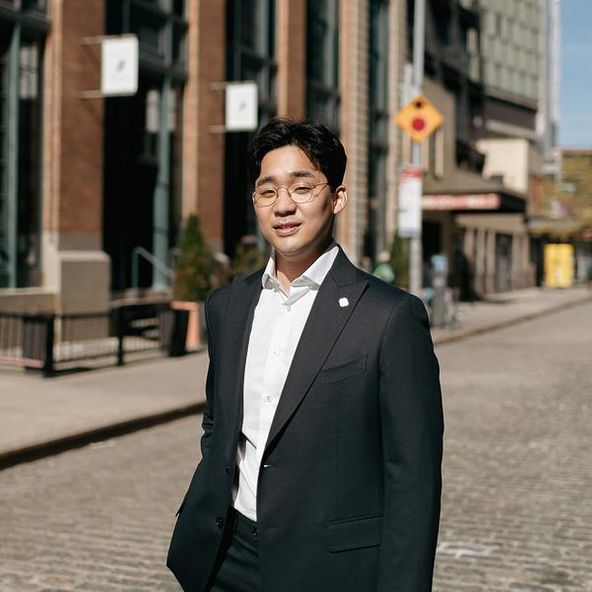 Connected Investor Jay H. Kim