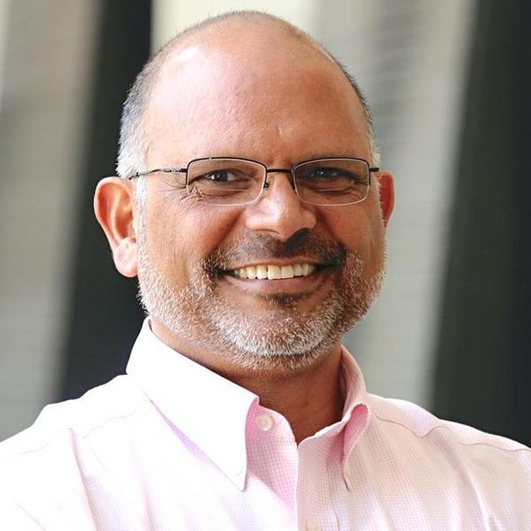 Connected Investor Christopher de Souza