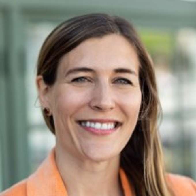 Connected Investor Agate S. Freimane