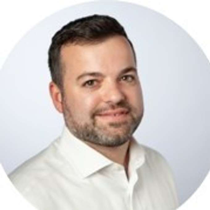 Connected Investor Zach Powell