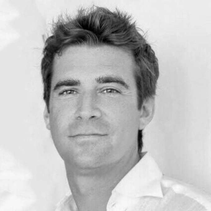 Connected Investor Jonathan Evans