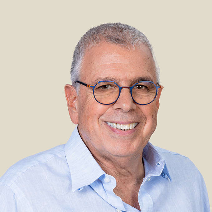 Connected Investor Aaron Mankovski