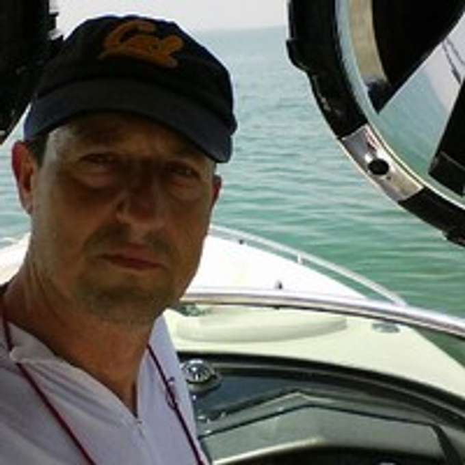 Connected Investor Moshe Raines