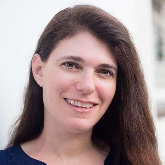 Connected Investor Amy Salzhauer