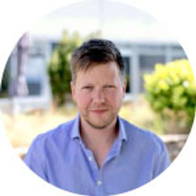 Connected Investor Daniel Gašpar