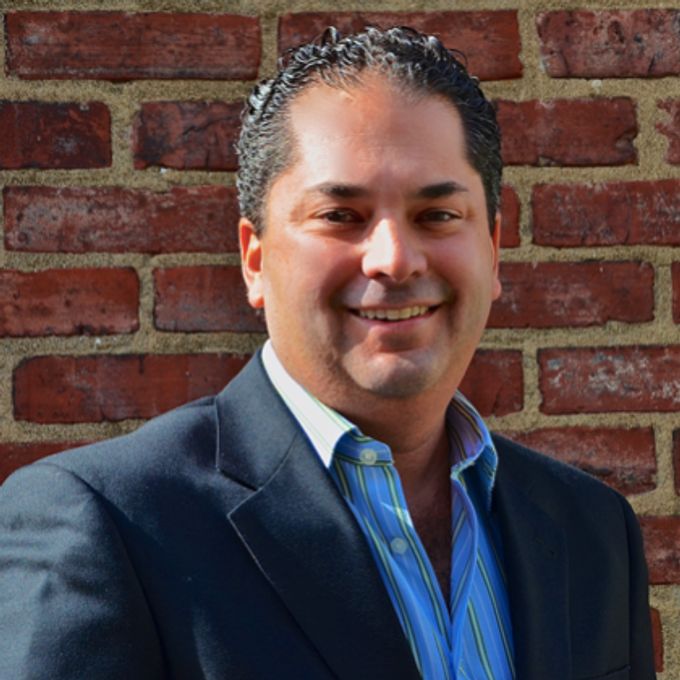 Connected Investor Wayne Kimmel