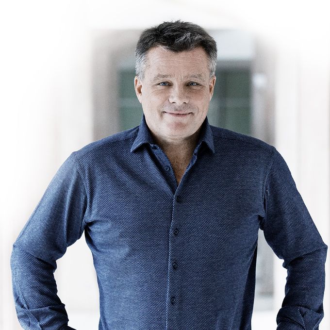 Connected Investor Peter Warnoe
