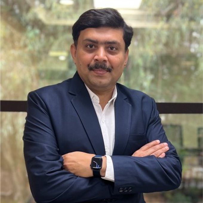 Connected Investor Ravi Thakur