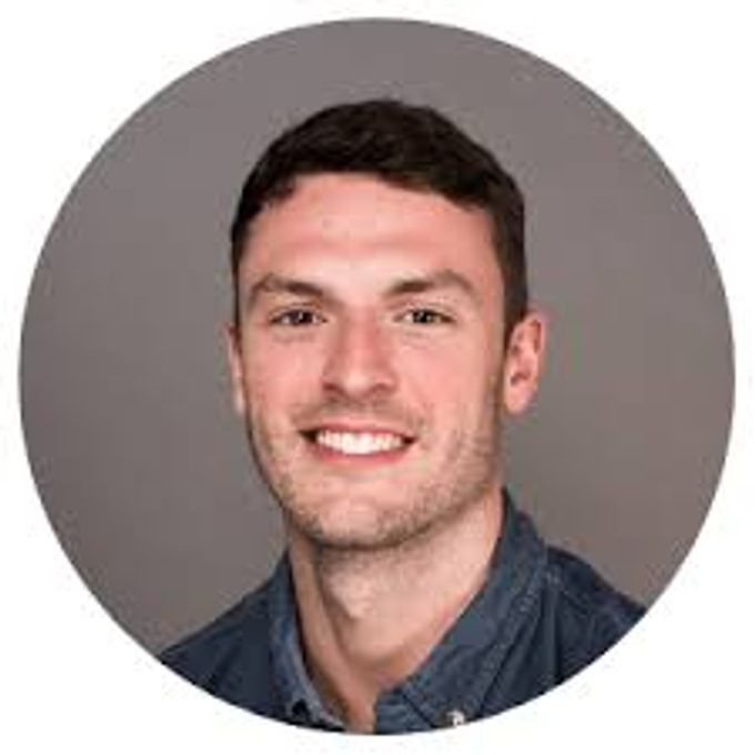 Connected Investor Hector Mason