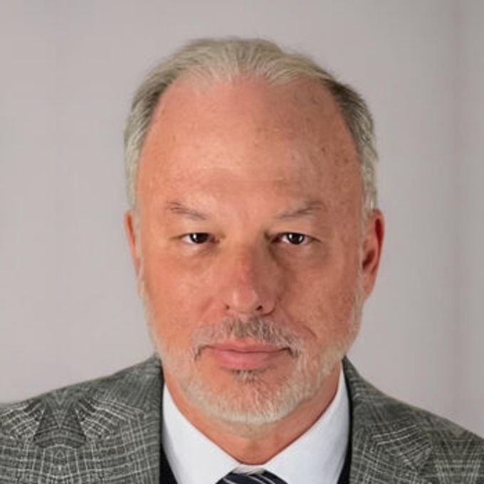 Connected Investor Neil Auerbach