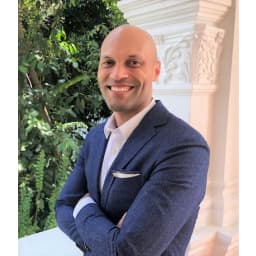 Connected Investor Herston Powers