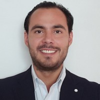 Connected Investor Carlos Torres