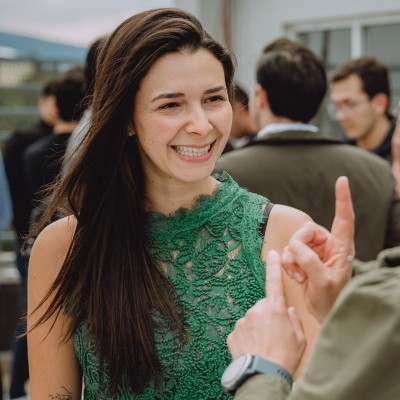 Connected Investor Larissa Mansur