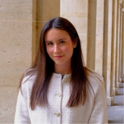 Connected Investor Eve Cambier