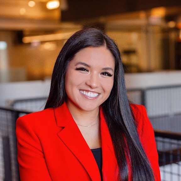 Connected Investor Elvia Perez