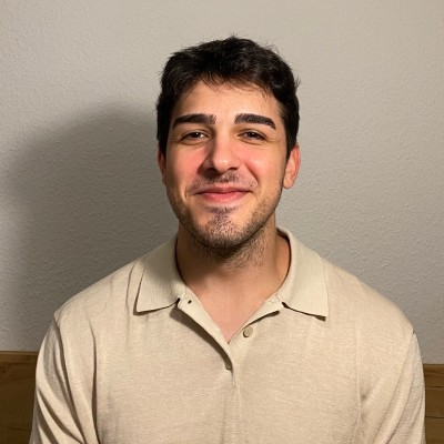 Connected Investor Deniz Özkan