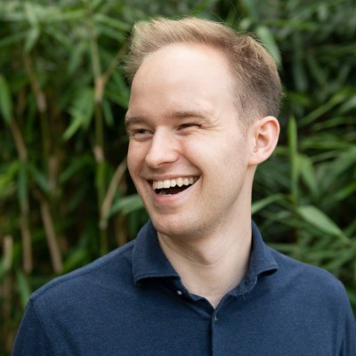 Connected Investor Edward Van der Hout